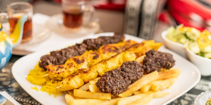 Misa arabských špecialít aj s dezertom a čajom pre 2 osoby