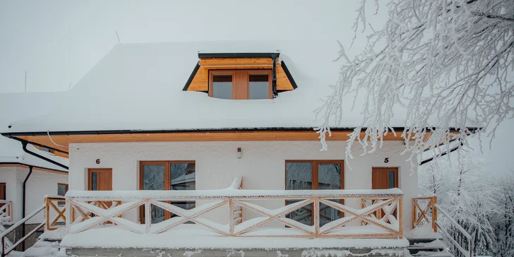 Nové Horské Chaty Guldiner pre 4 až 7 ľudí pri svahu a na bežkárskej trase na vrchole Kremnických vrchov v 1205 m n. m.