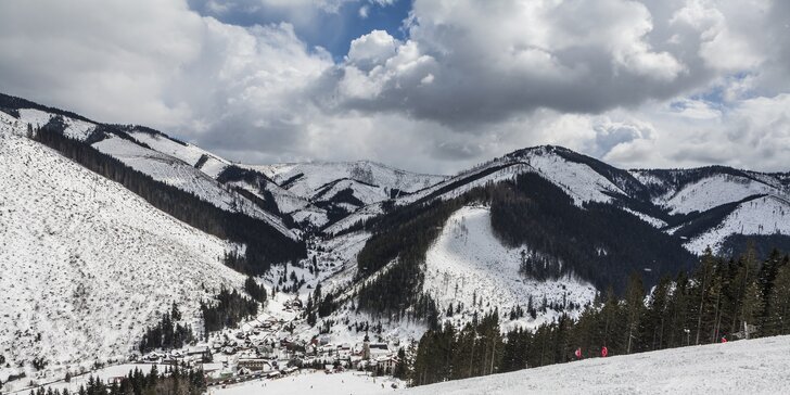 4-hodinový či celodenný skipas do lyžiarskeho strediska Bačova roveň