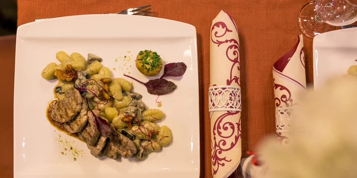 Romantická 2-chodová večera pre dvoch v KOŠICE Hotel ****