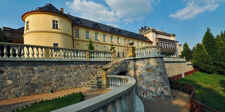 Rozprávková romantika v Chateau Zbiroh: wellness v historickom priestore a večera