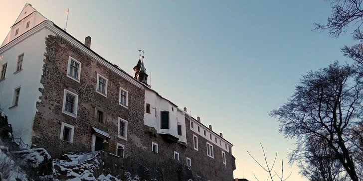 Rozprávková romantika v Chateau Zbiroh: wellness v historickom priestore a večera