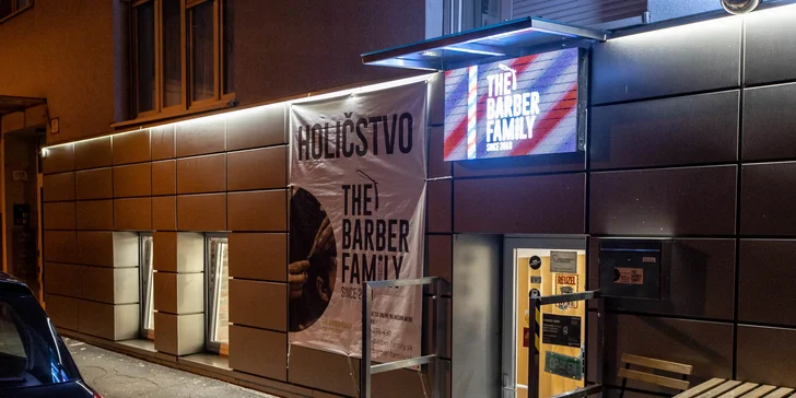 Štýlový strih, čistenie pleti a úprava brady v Barber family
