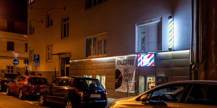 Štýlový strih, čistenie pleti a úprava brady v Barber family