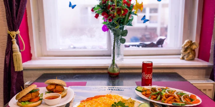 Nádych Indie s chutnými Chilli Potato, Pav Bhaji alebo Chicken Curry