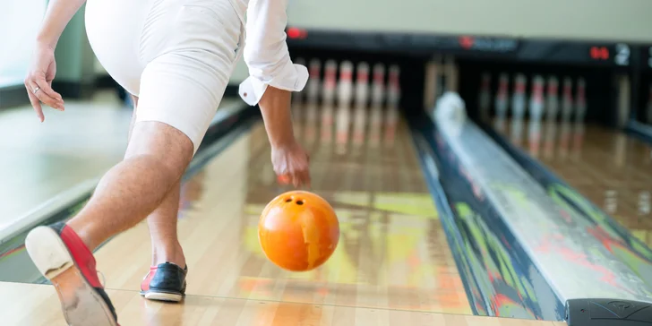Zabavte sa s partiou v Bowling/SportBare Solinky!