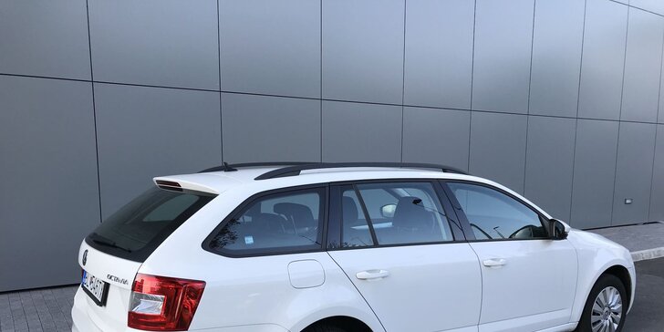 Požičajte si auto Škoda Octavia Combi - prenájom auta na 1 deň