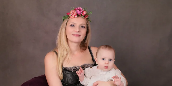 Fotenie podľa vášho výberu fotografkou v profesionálne vybavenom ateliéri