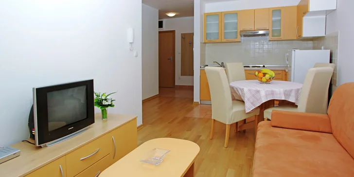 Dovolenka na Brači: 4-7 nocí, letovisko Bol, apartmány 300 m od pláže