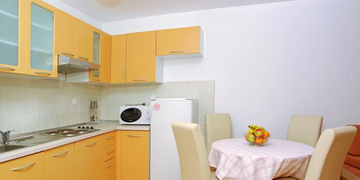 Dovolenka na Brači: 4-7 nocí, letovisko Bol, apartmány 300 m od pláže