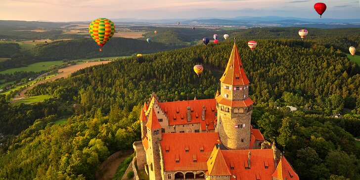 Výlet k romantickému zámku Bouzov a do Olomouca