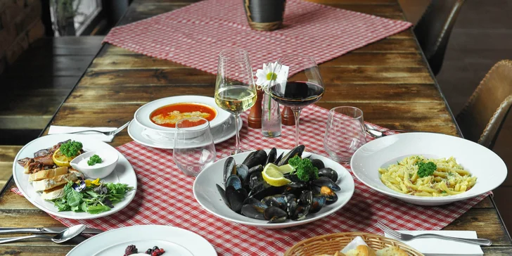 Degustačné menu pre 2 osoby: kalamáre, slávky alebo čerstvé cestoviny