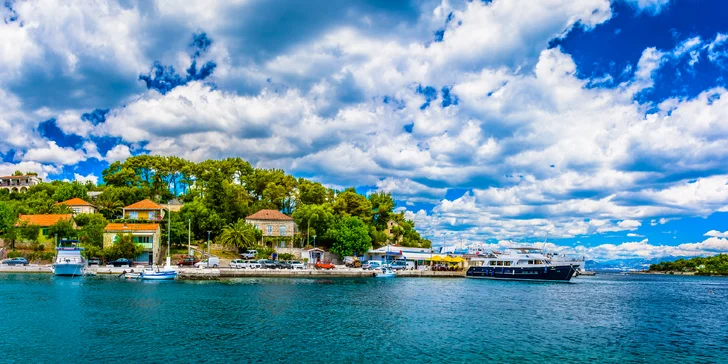 Oddych na ostrove Šolta: apartmány vhodné pre 5 osôb, len 150 m od mora!