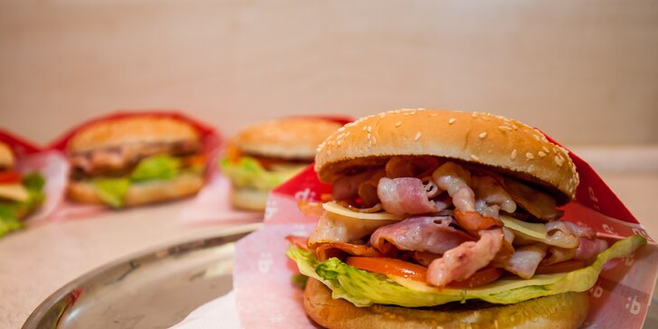 Pochutnajte si na burgeri alebo kebabe podľa výberu v PAPA´S