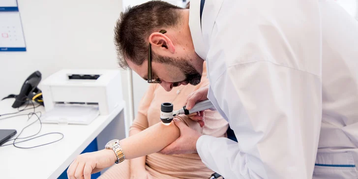Vstupné dermatologické vyšetrenie v zdravotníckom zariadení DoktorPRO