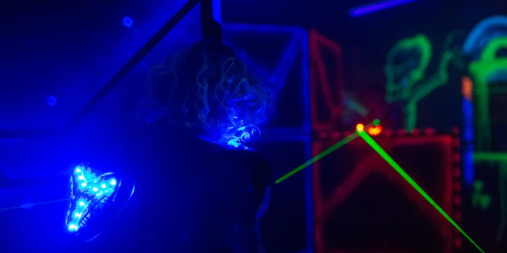 Adrenalínová Laser Game v Steam Factory