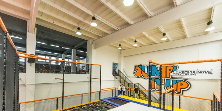 Zvýhodnené vstupy počas celého týždňa do trampolínového centra JUMP IT UP