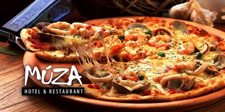 2,49 eur za vynikajúcu pizzu pripravenú na uhlí. Vychutnajte si skvelú večeru v umeleckej atmosfére Hotela Múza, so zľavou 57%!