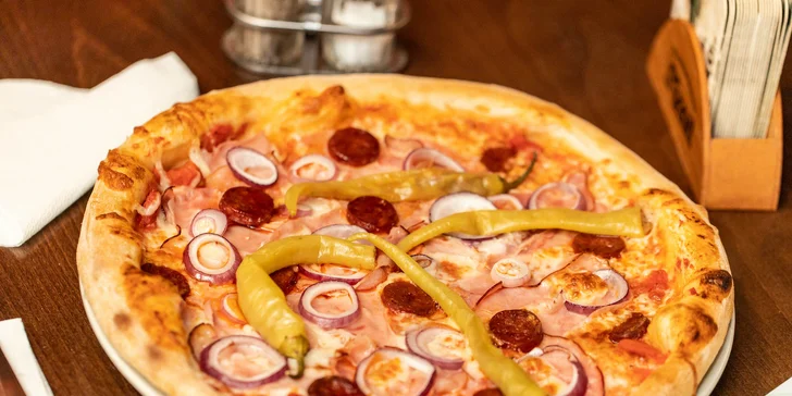 Pizza podľa vlastného výberu - 16 druhov