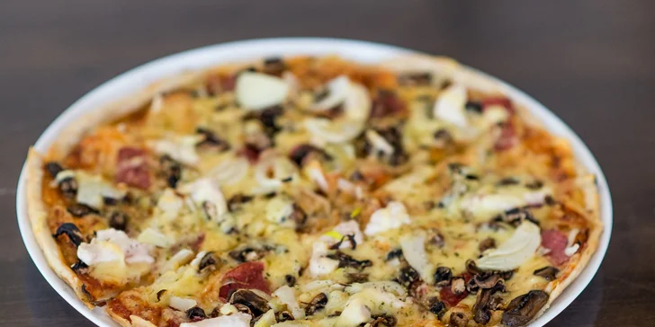 Chrumkavá pizza v Pizzerii Allegro