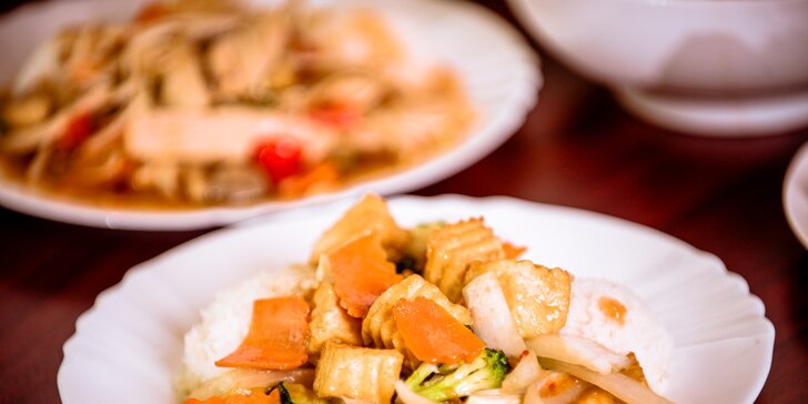Vietnamské jedlo v street food bistre COM BUI na Miletičke