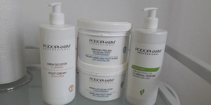 Dokonalá starostlivosť o vaše nohy s kombinovanou či wellness pedikúrou
