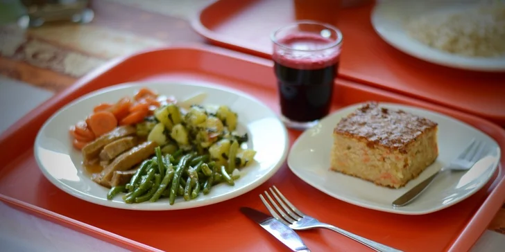 Zdravá večera vo vegetariánskej reštaurácii Veg Life
