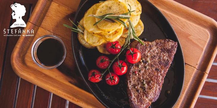 250g Milánsky steak s prílohou a slepačou polievkou v Štefánke by Pulitzer