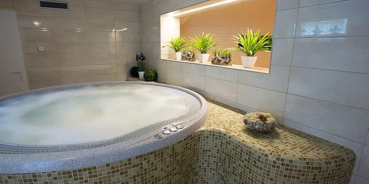 Hotel Akademie Hrubá Voda*** SUPERIOR: pobyt s bohatými wellness variantmi