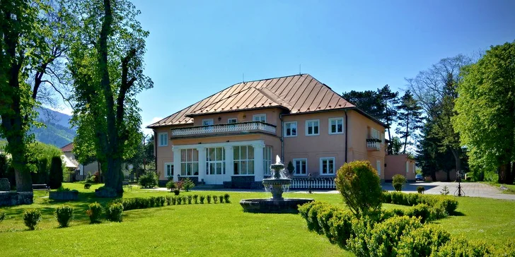 Romantický pobyt v Liptovskom Jáne v Svätojánskom Kaštieli*** s privátnym wellness