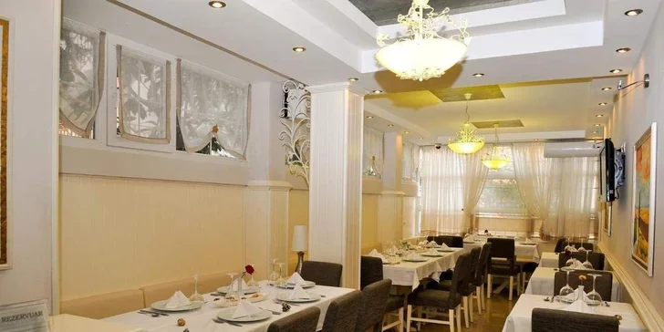 Ideálna rodinná dovolenka v Albánsku: 4* hotel s raňajkami alebo polpenziou