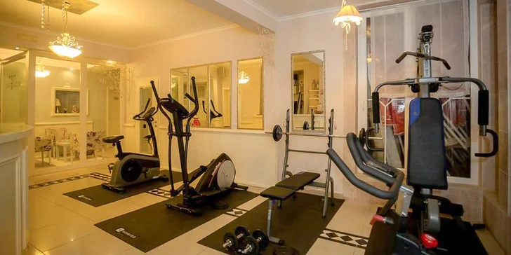 Ideálna rodinná dovolenka v Albánsku: 4* hotel s raňajkami alebo polpenziou