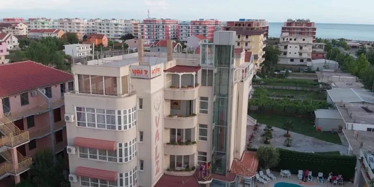 Ideálna rodinná dovolenka v Albánsku: 4* hotel s raňajkami alebo polpenziou
