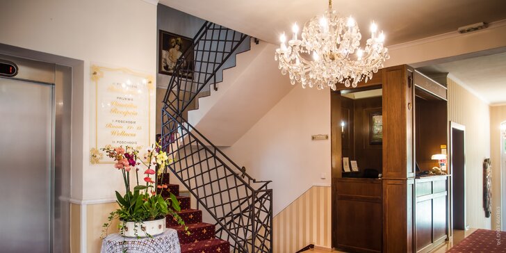 Romantický pobyt v Hoteli Bojnický Vínny Dom s privátnym wellness a len 500 m od zámku