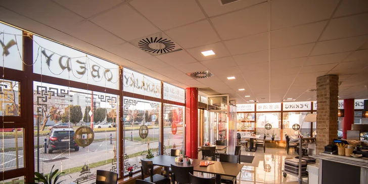 Bohaté 3-chodové degustačné menu pre 2 alebo 4 osoby v čínskej reštaurácii Peking
