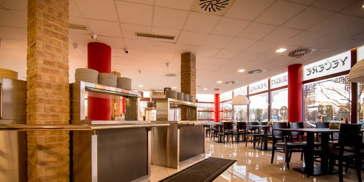 Bohaté 3-chodové degustačné menu pre 2 alebo 4 osoby v čínskej reštaurácii Peking