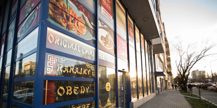 Bohaté 3-chodové degustačné menu pre 2 alebo 4 osoby v čínskej reštaurácii Peking