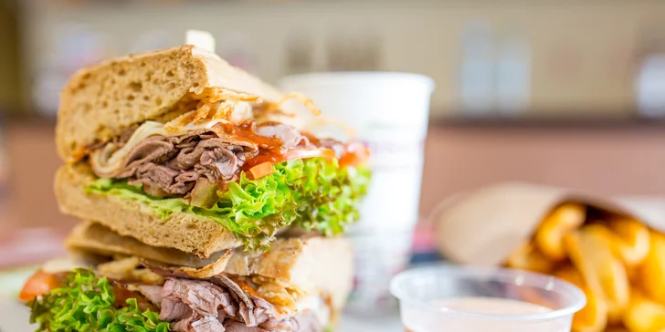 Beef sandwich s extra roastbeefom alebo Veggie sandwich v MISHTE