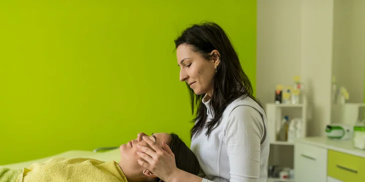 Hĺbkové čistenie pleti aj s masážou, úpravou obočia alebo ozonizérom