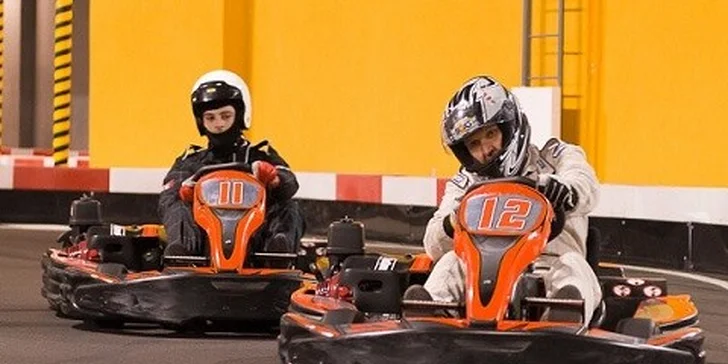 Jazda motokárou na najväčšej indoor dráhe