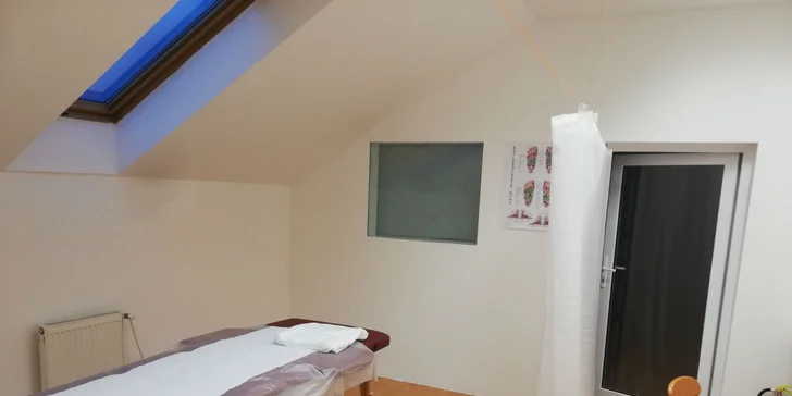 Klasická masáž, parafínový zábal alebo balík aj s reflexnou masážou chodidiel