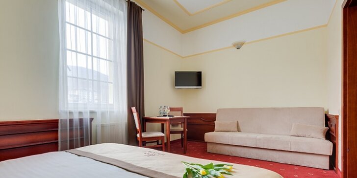 Pobyt v oblasti Sliezskych Beskýd: hotel s polpenziou, možnosť sauny a vírivky