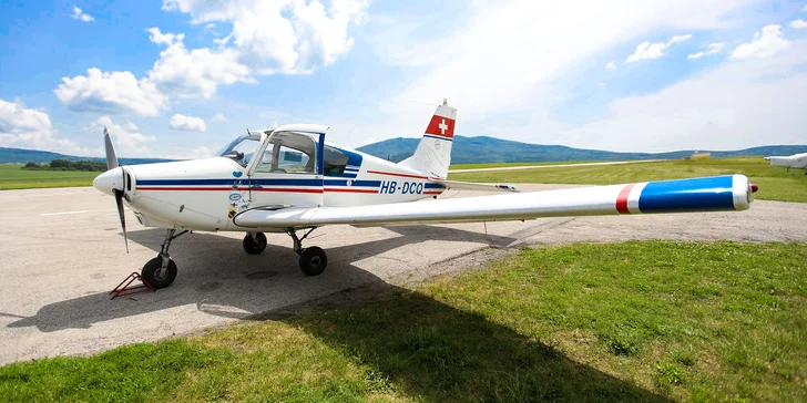 Vyhliadkový let lietadlom Piper PA-28 s možnosťou pilotovania