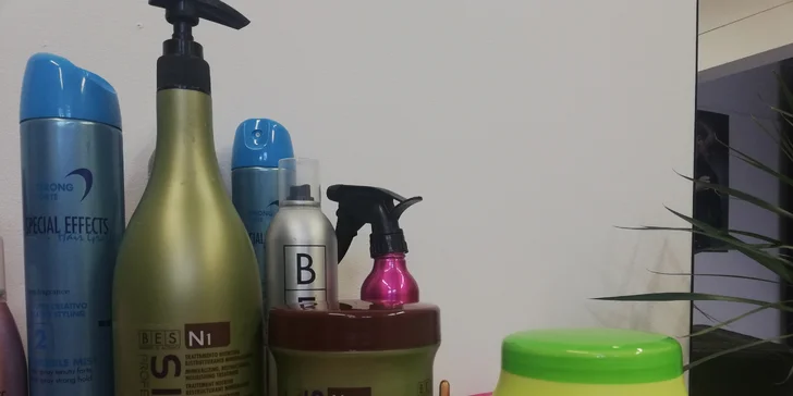 Kompletné kadernícke služby: strih, farbenie, ombré, balayage aj regenerácia