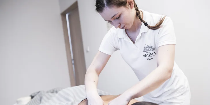 Relaxačná, športová masáž, mäkké techniky alebo masáž vo dvojici v salóne Amina