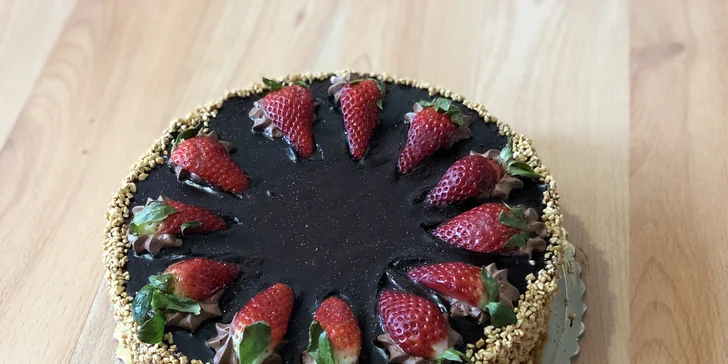 Cheesecake či torty z cukrárne Fajnotka až ku vám domov!