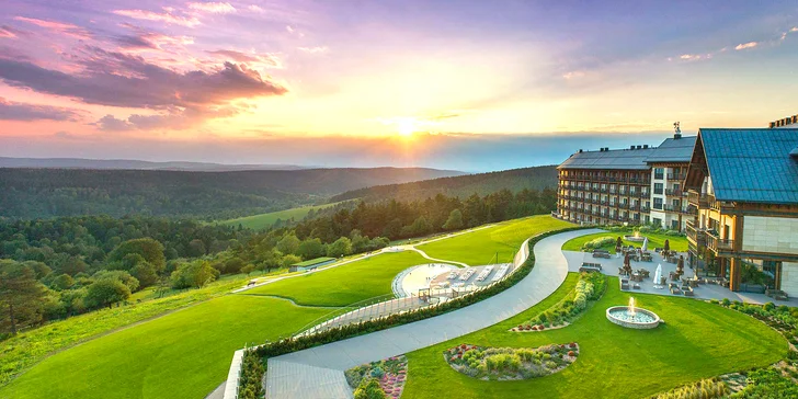 Pobyt v lone prírody v 4* hoteli s 3-poschodovým wellness & spa a atrakciami pre celú rodinu