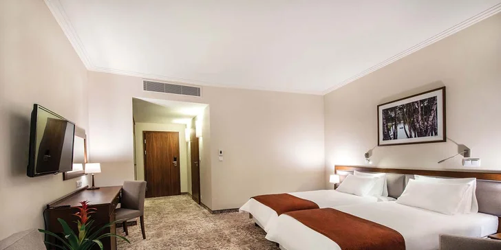Pobyt v lone panenskej prírody v luxusnom hoteli s 3-poschodovým wellness & spa a s lákavými atrakciami pre celú rodinu