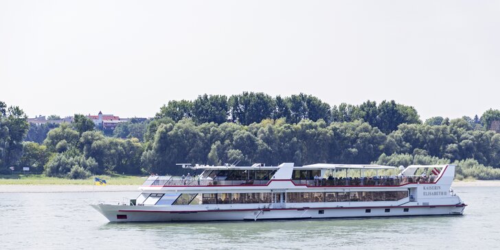 Plavba z Bratislavy do Komárna na vyhliadkovej lodi MS KAISERIN ELISABETH!
