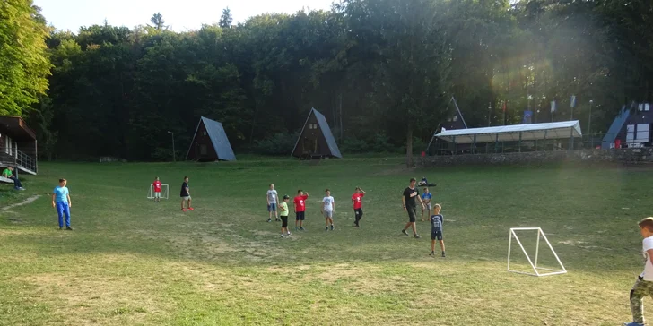 Letný youtube CAMP v Prašníku: Linduš Styles, Annie Camel a iní